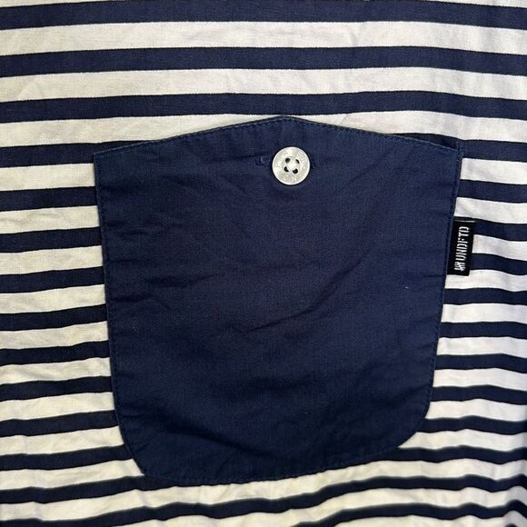 Undefeated Men's Blue & White‎ Striped Short Sleeve Button Up Shirt Size S - Picture 2 of 7